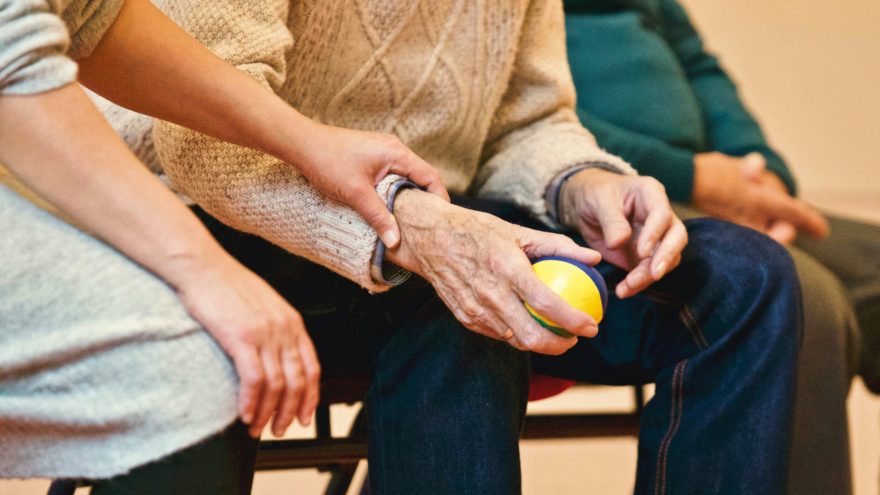 4 Obvious Signs that You Need to Move into an Assisted Living Facility
