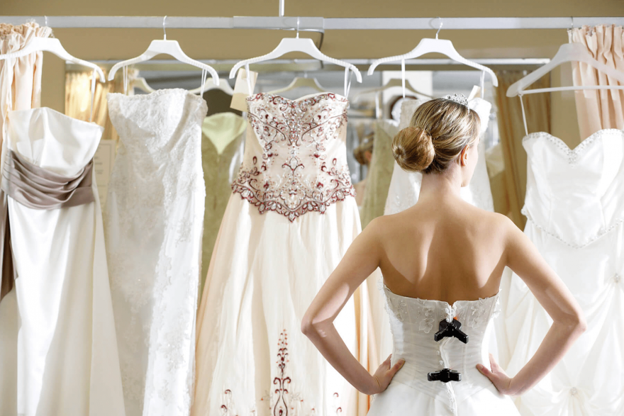 The DOs and DON'Ts of Choosing Your Wedding Dress